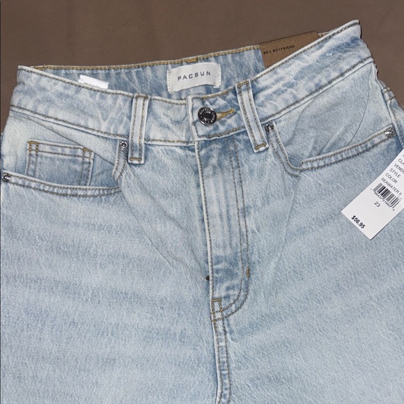 PacSun 90's Boyfriend Jeans in Light Blue Wash - Picture 5 of 5